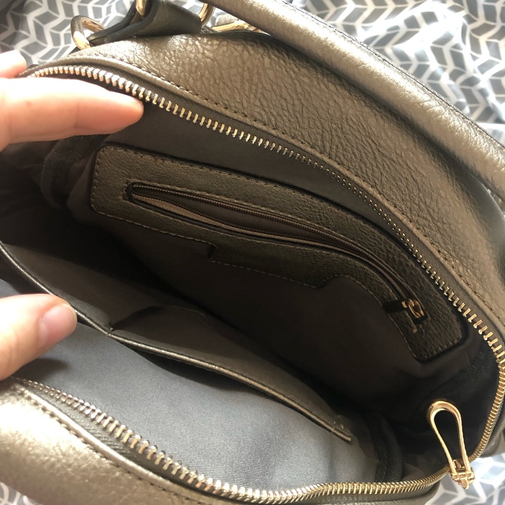 Backpack - Picture 2 of 3